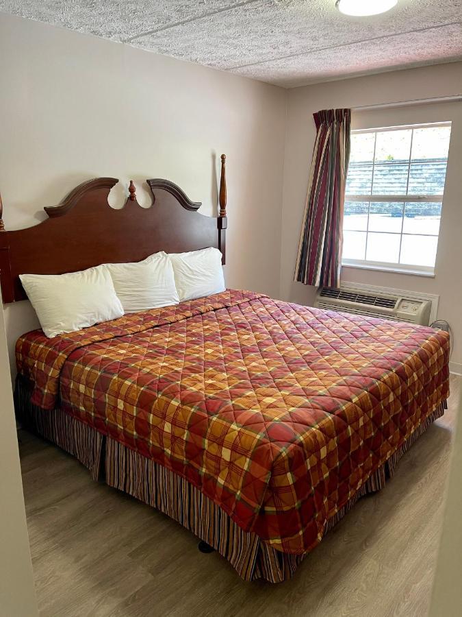 Smoky View Inn Pigeon Forge Extérieur photo